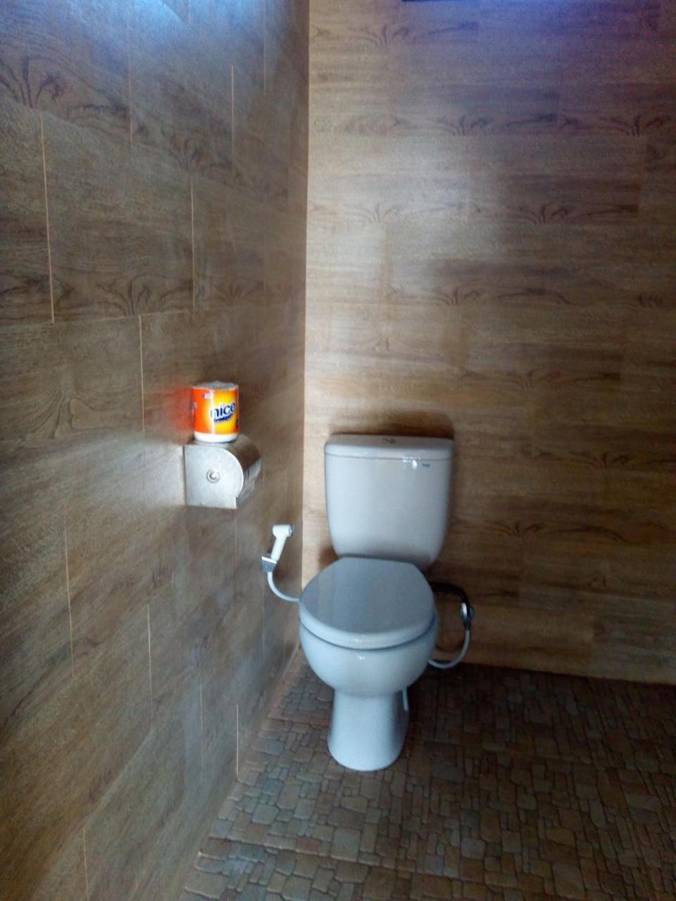 Lakey Beach Inn Hotel Huu Kültér fotó